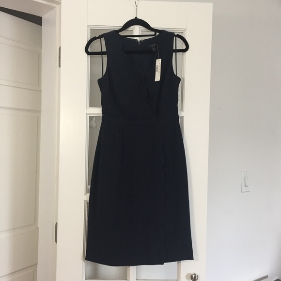 NWT - J.Crew Scallop Hem Faux Wrap Crepe Dress Navy Blue - Size : 00 - Picture 2 of 9